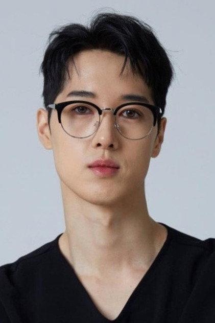Han Min-yeob - Actor Profile Photo
