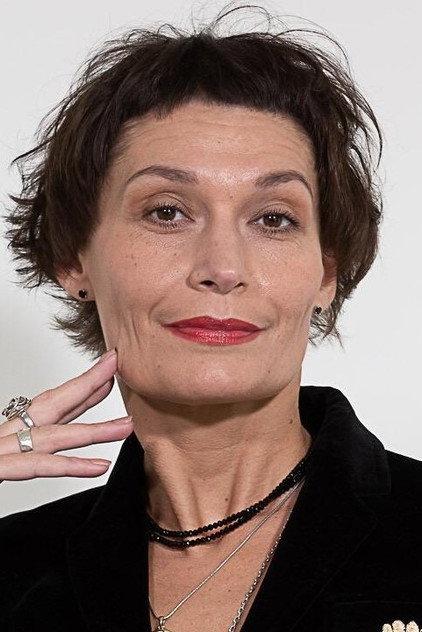 Yuliya Avsharova - Actor Profile Photo