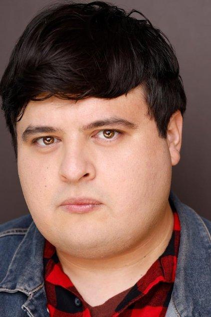 Ariel Flores - Actor Profile Photo