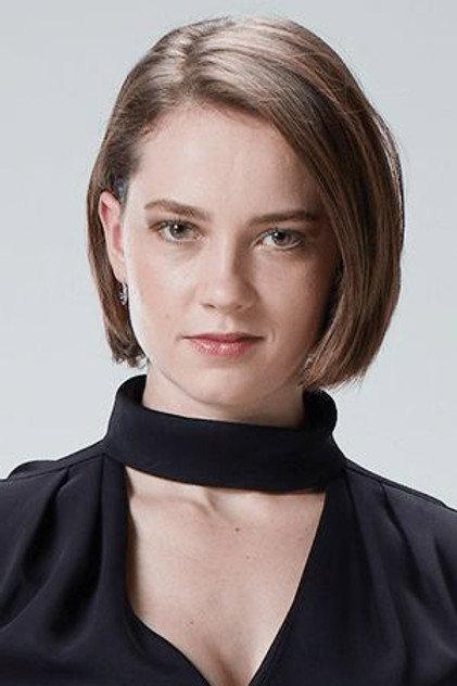 Ece Çeşmioğlu - Actor Profile Photo