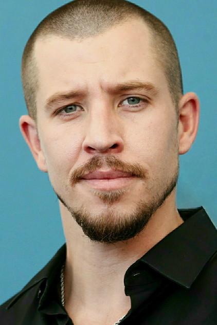 Beau Knapp - Actor Profile Photo
