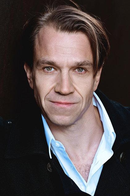 Alexander Gamnitzer - Actor Profile Photo