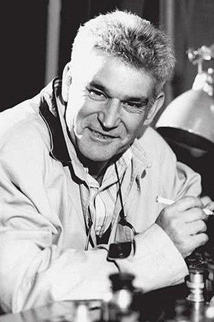 Máximo Barro - Actor Profile Photo