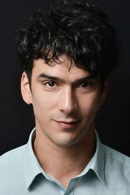 Iñigo Urrutia - Actor Profile Photo