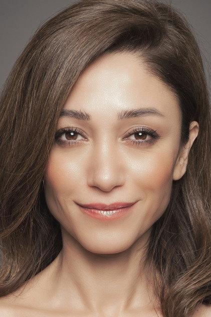 Arzu Cabar - Actor Profile Photo