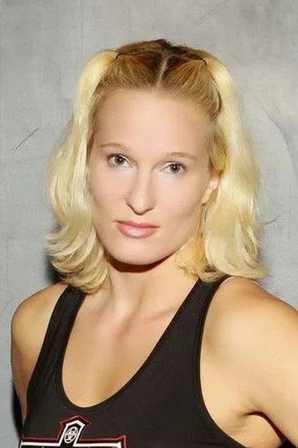 Elaina Maxwell - Actor Profile Photo