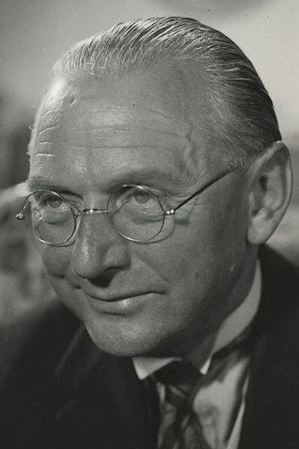 Knud Heglund - Actor Profile Photo