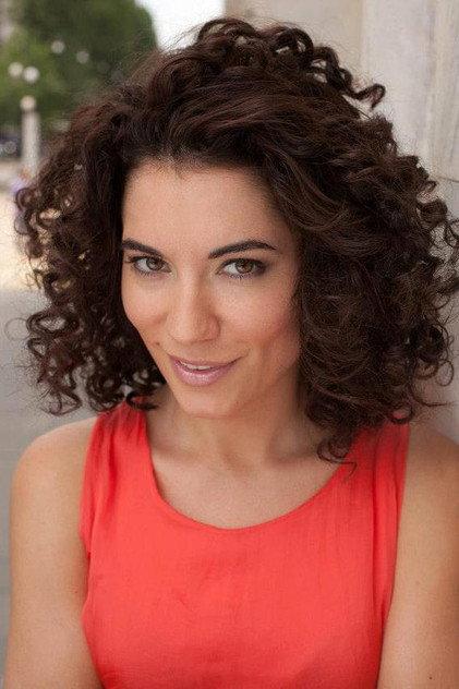 Julia Pogrebińska - Actor Profile Photo
