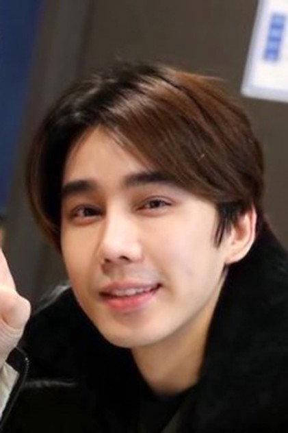 Gvinphon Panichpong - Actor Profile Photo