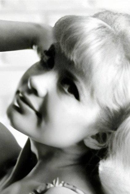 Louise Lawson - Actor Profile Photo