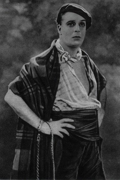 Manuel Caméré - Actor Profile Photo