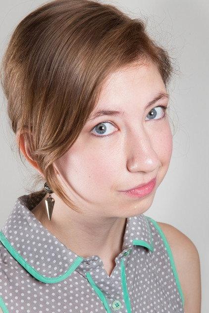 Liesel Hanson - Actor Profile Photo