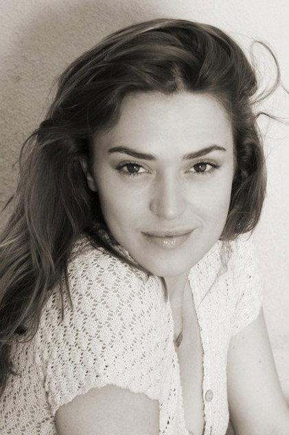 Lisa Bor - Actor Profile Photo