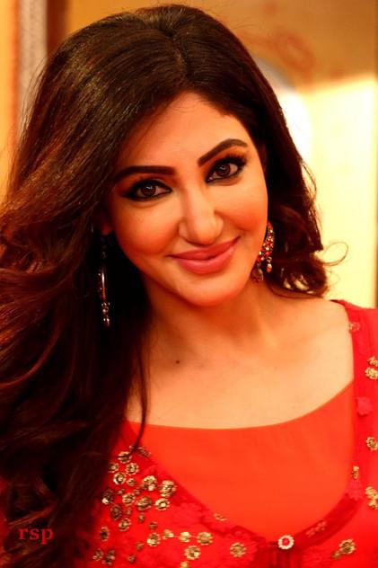 Reyhna Malhotra - Actor Profile Photo