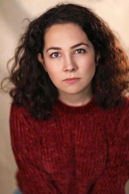 Gunce Ates - Actor Profile Photo