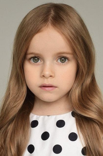 Polina Ainutdinova - Actor Profile Photo