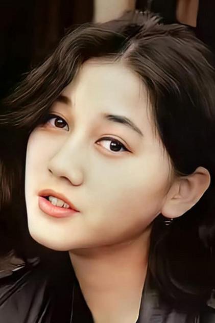 Nike Ardilla - Actor Profile Photo