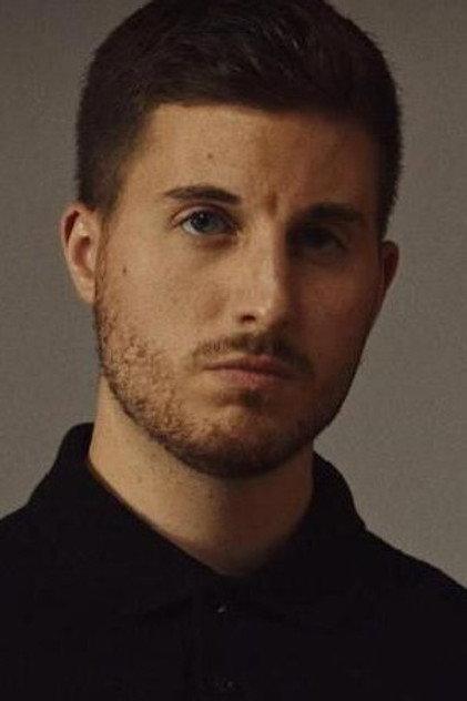 Joé Dennenwald - Actor Profile Photo