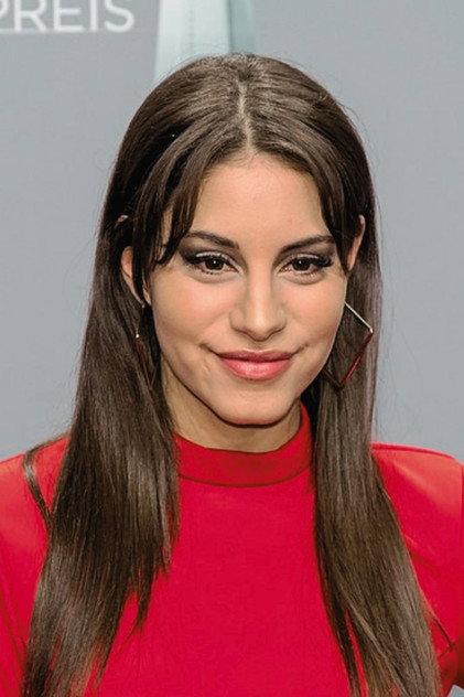 Almila Bağrıaçık - Actor Profile Photo