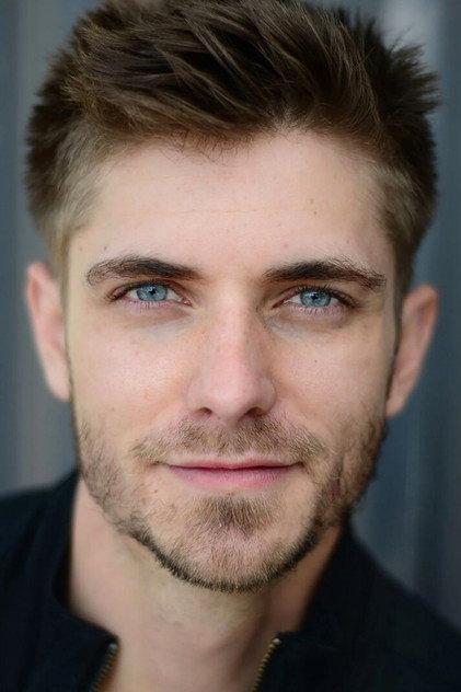 Samuel Hunt - Actor Profile Photo