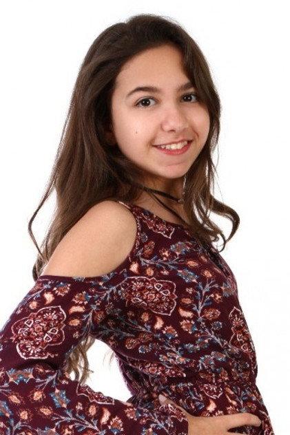Isabelle Ribas - Actor Profile Photo