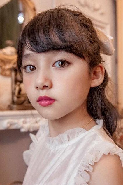 Nini Weng - Actor Profile Photo