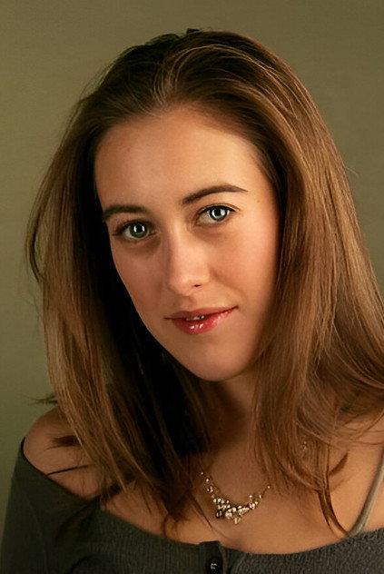 Lauren Currie Lewis - Actor Profile Photo