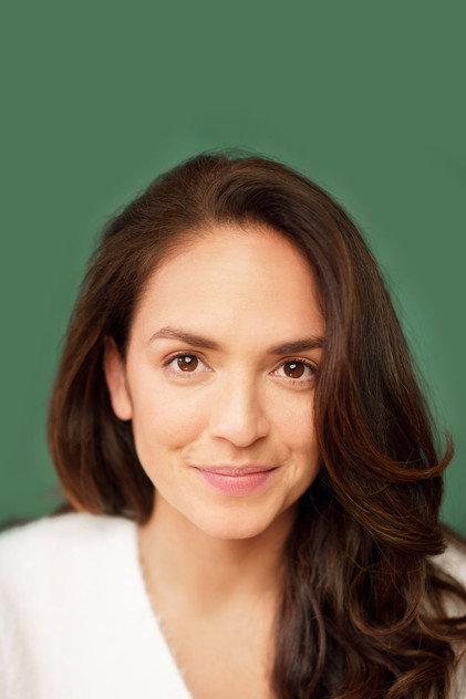 Amanda Vilanova - Actor Profile Photo