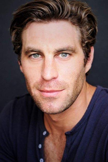 Richard Knowles - Actor Profile Photo