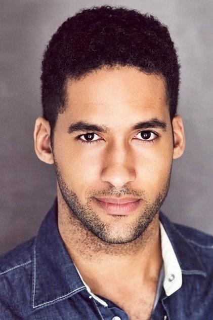 Robert Mitchell - Actor Profile Photo