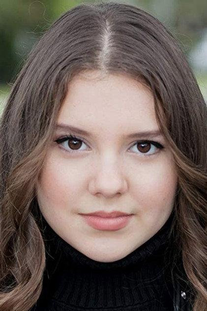 Alina Foley - Actor Profile Photo