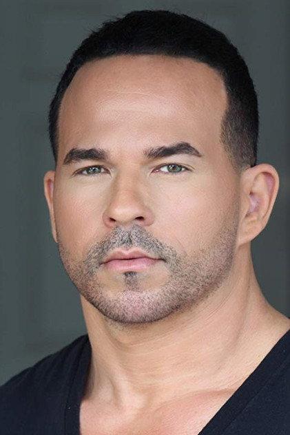 Michael Santi - Actor Profile Photo