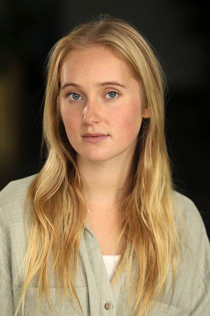 Ilsa Fogg - Actor Profile Photo