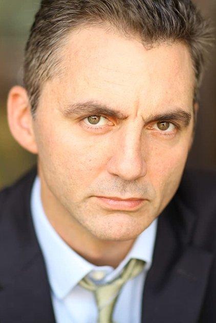 Casey Groves - Actor Profile Photo
