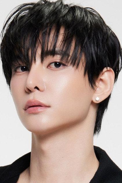 Supanut Lourhaphanich - Actor Profile Photo
