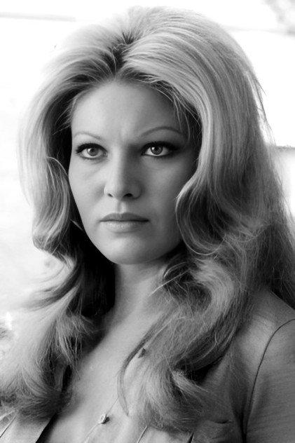 Krista Nell - Actor Profile Photo