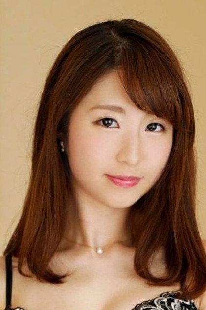 Aya Mamiya - Actor Profile Photo