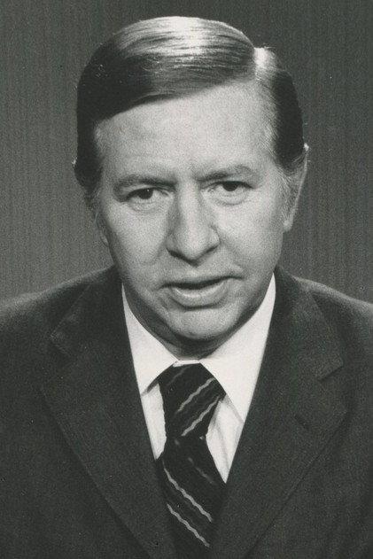 Douglas Edwards - Actor Profile Photo