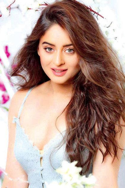 Mahhi Vij - Actor Profile Photo