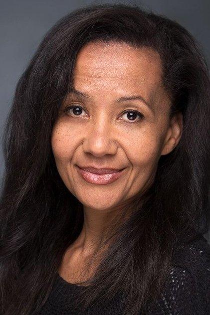 Paula Arundell - Actor Profile Photo