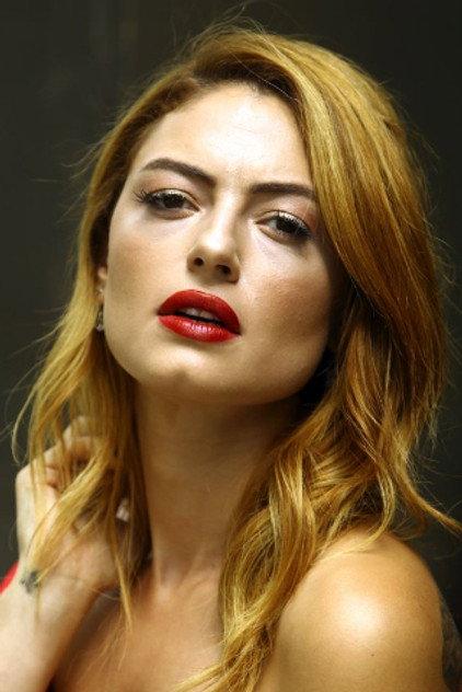 Hazal Şenel - Actor Profile Photo