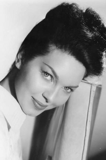 Patricia Crest - Actor Profile Photo