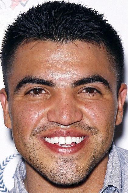 Victor Ortiz - Actor Profile Photo
