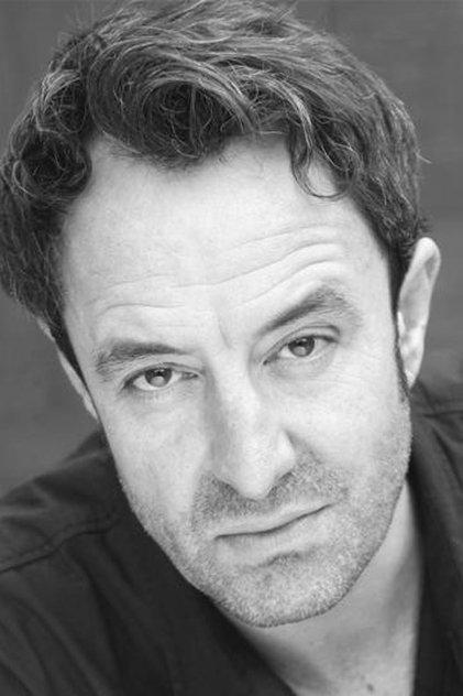 Simon Thorp - Actor Profile Photo