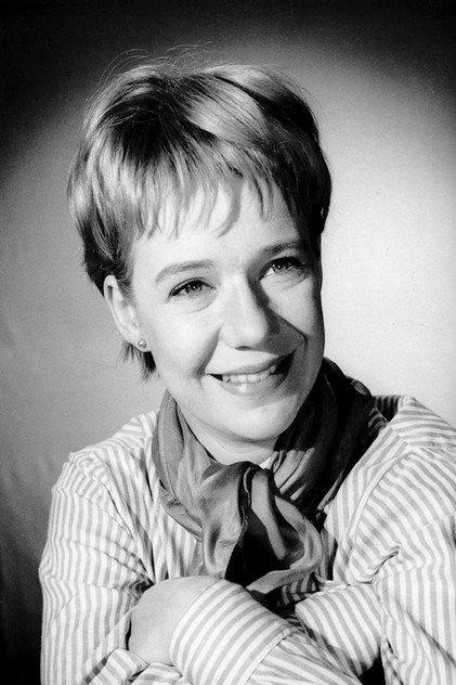 Anna Cropper - Actor Profile Photo