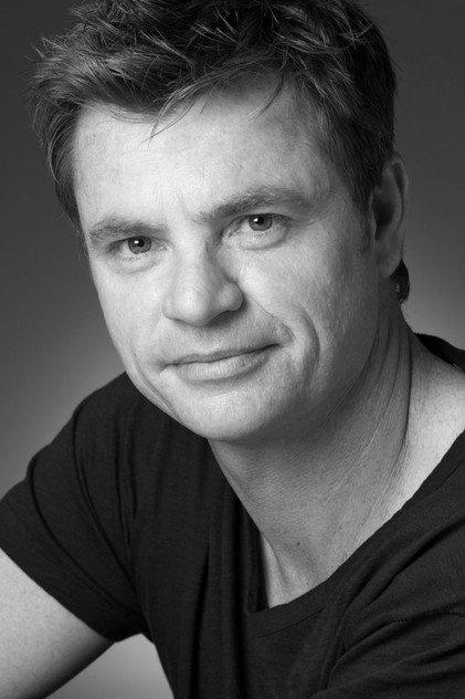 Martin Lynes - Actor Profile Photo