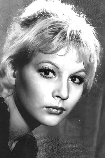 Tatyana Vedeneeva - Actor Profile Photo