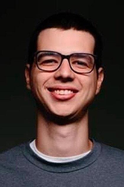 Víctor Medina - Actor Profile Photo