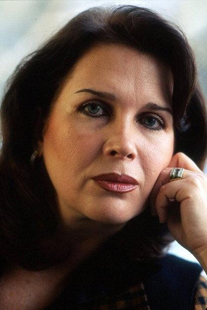 Zerrin Arbaş - Actor Profile Photo