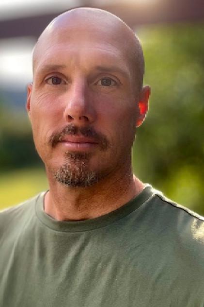 Jason Leue - Actor Profile Photo